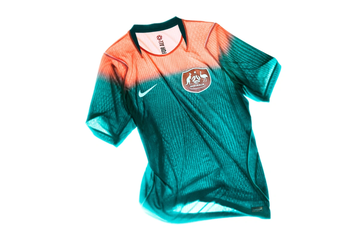 澳大利亚国家队 2026 世界杯主客场球衣 © 球衫堂 kitstown
