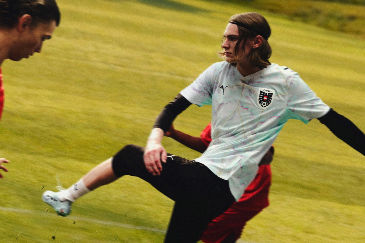 奥地利国家队 2026 世界杯客场球衣 © 球衫堂 kitstown