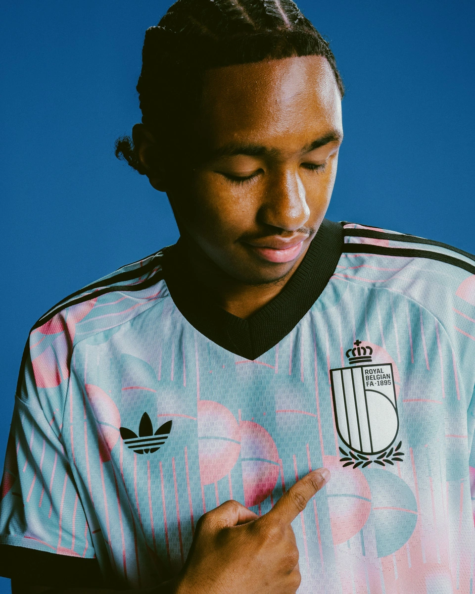 比利时国家队 2026 世界杯客场球衣 © 球衫堂 kitstown 比利时国家队 2026 世界杯客场球衣 © 球衫堂 kitstown