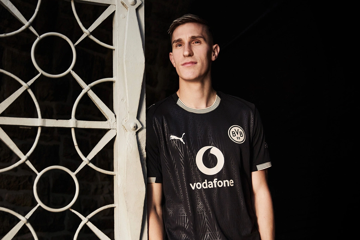 多特蒙德 2025-26 赛季特别版球衣 © 球衫堂 kitstown 多特蒙德 2025-26 赛季特别版球衣 © 球衫堂 kitstown