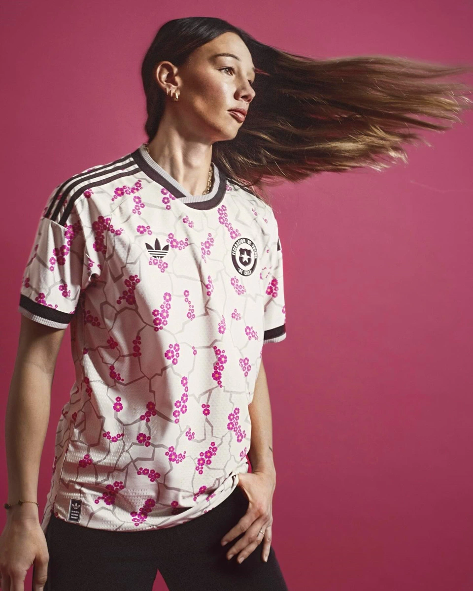 智利国家队 2026-27 赛季客场球衣 © 球衫堂 kitstown