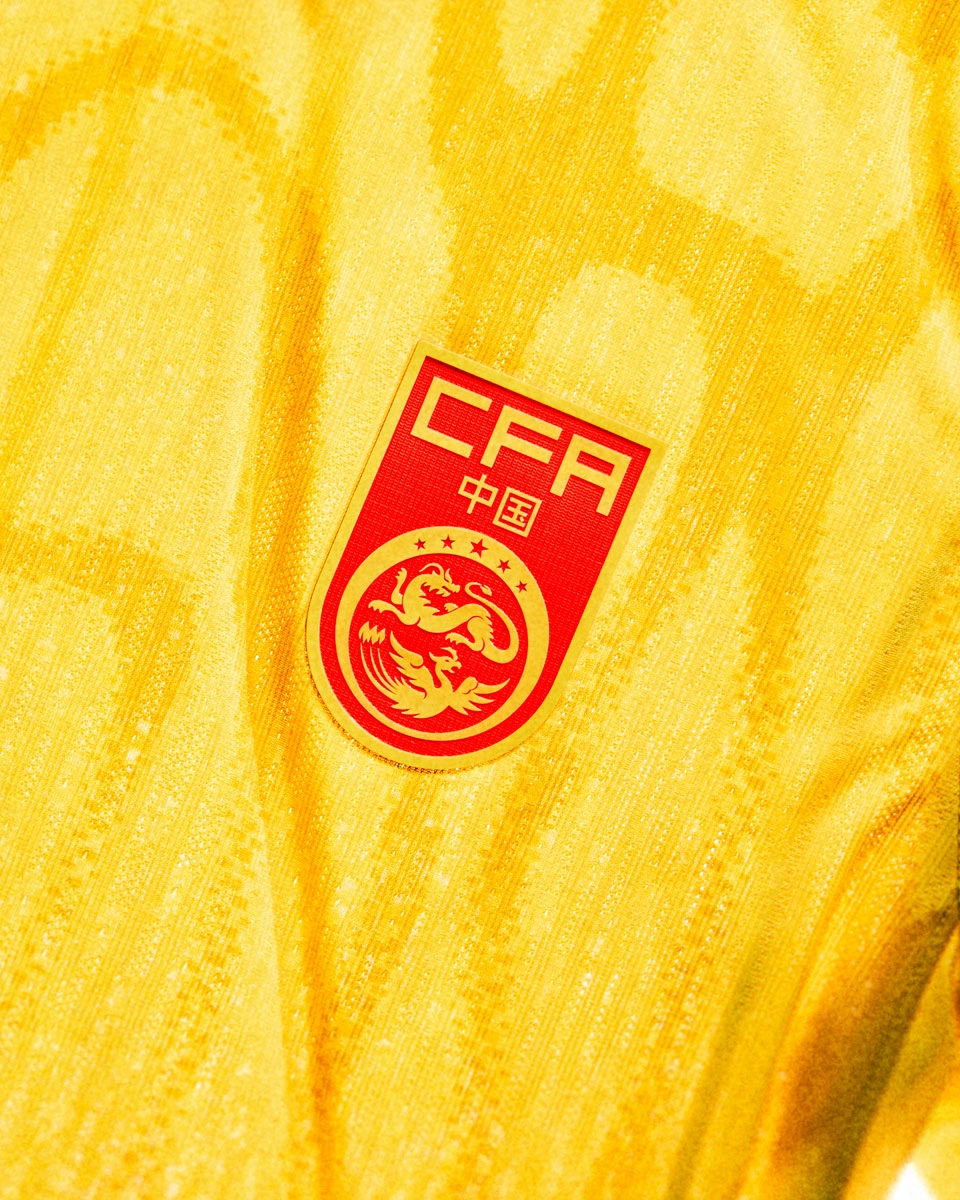 中国国家队 2026-27 赛季主客场球衣 © 球衫堂 kitstown 中国国家队 2026-27 赛季主客场球衣 © 球衫堂 kitstown