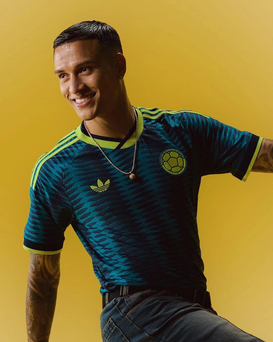 哥伦比亚国家队 2026 世界杯客场球衣 © 球衫堂 kitstown