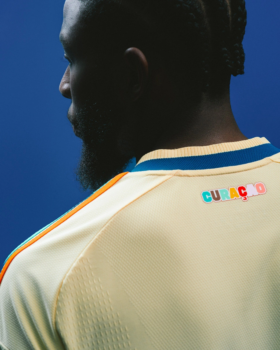 库拉索代表队 2026 世界杯客场球衣 © 球衫堂 kitstown 库拉索代表队 2026 世界杯客场球衣 © 球衫堂 kitstown