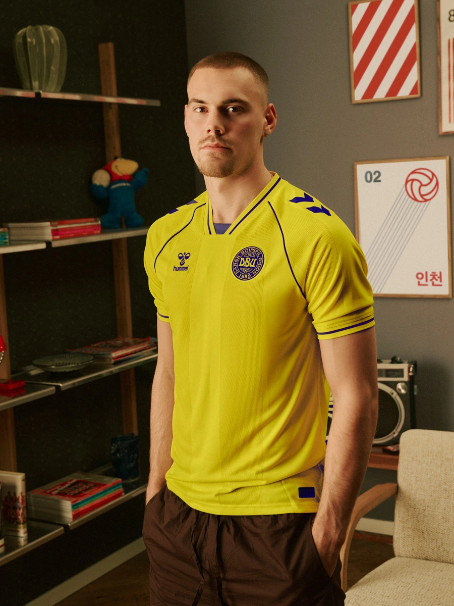 丹麦国家队 2026-27 赛季主场球衣 © 球衫堂 kitstown