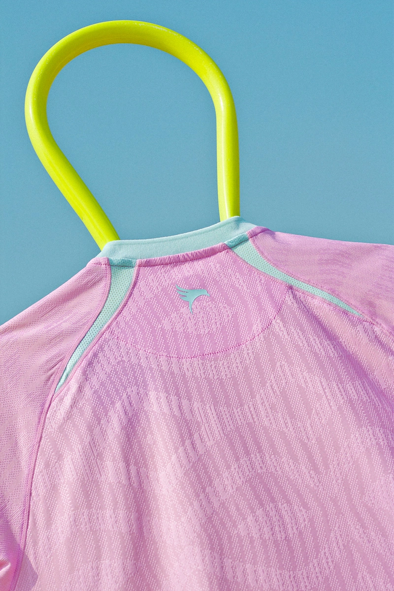 大连鲲城 2026 赛季主客场球衣 © 球衫堂 kitstown 大连鲲城 2026 赛季主客场球衣 © 球衫堂 kitstown