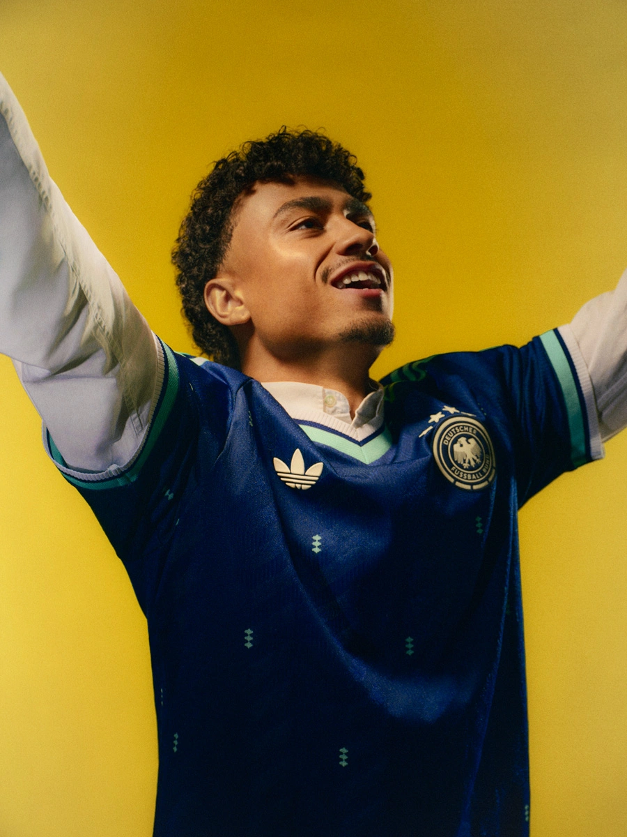 德国国家队 2026 世界杯客场球衣 © 球衫堂 kitstown 德国国家队 2026 世界杯客场球衣 © 球衫堂 kitstown