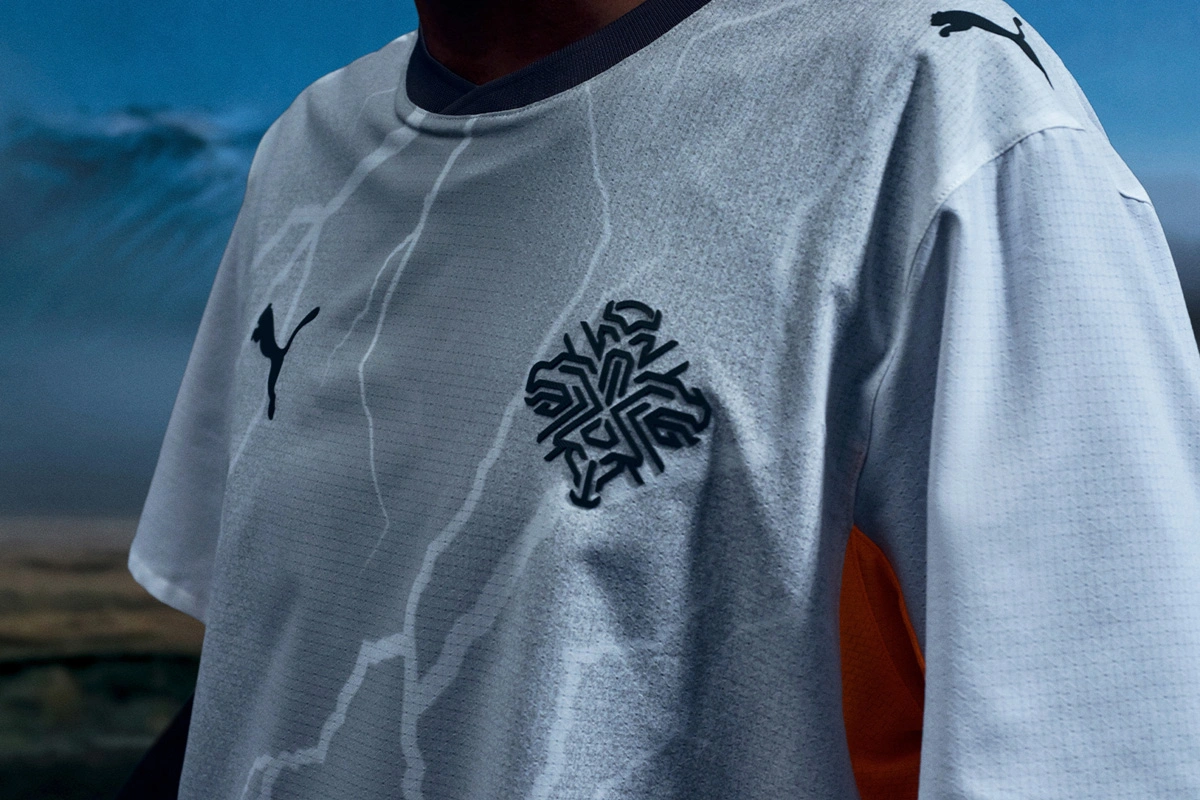 冰岛国家队 2026-27 赛季客场球衣 © 球衫堂 kitstown