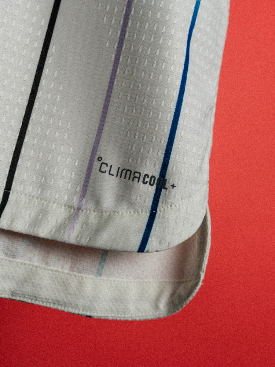 日本国家队 2026 世界杯客场球衣 © 球衫堂 kitstown 日本国家队 2026 世界杯客场球衣 © 球衫堂 kitstown