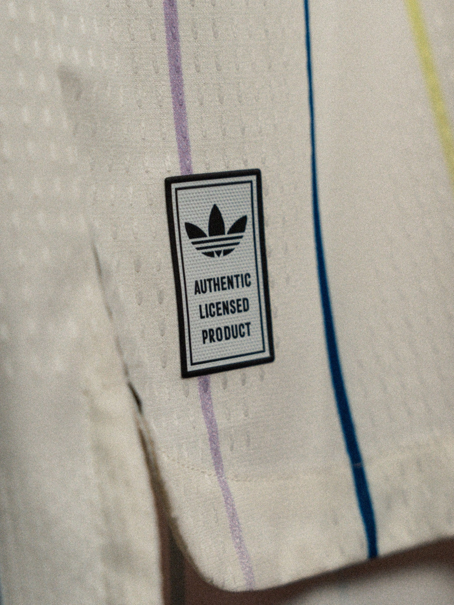 日本国家队 2026 世界杯客场球衣 © 球衫堂 kitstown 日本国家队 2026 世界杯客场球衣 © 球衫堂 kitstown