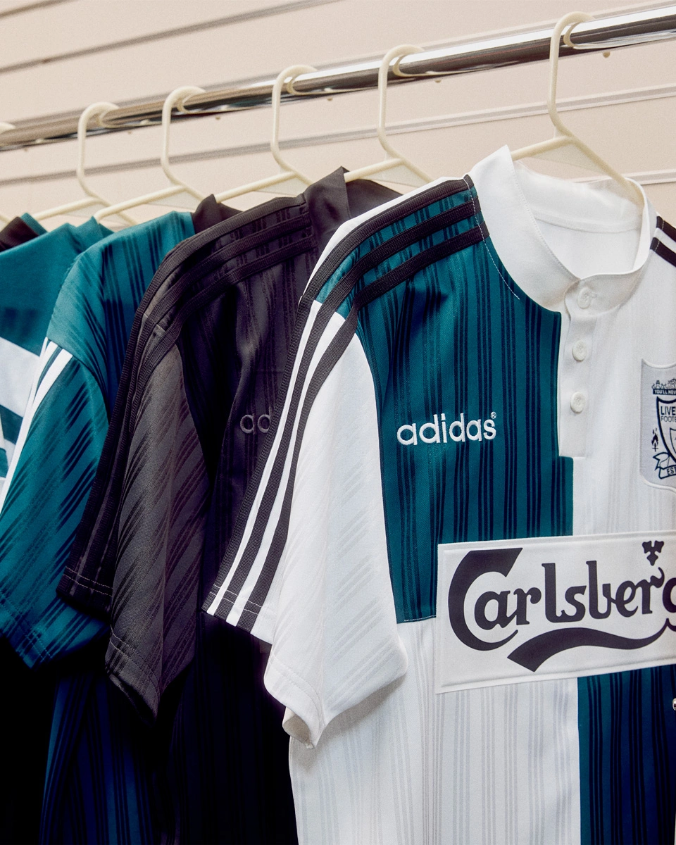 利物浦 1995-96 赛季复刻版客场球衣 © 球衫堂 kitstown