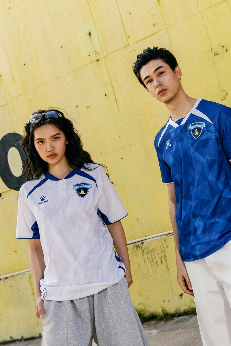 南京城市 2026 赛季主客场球衣 © 球衫堂 kitstown