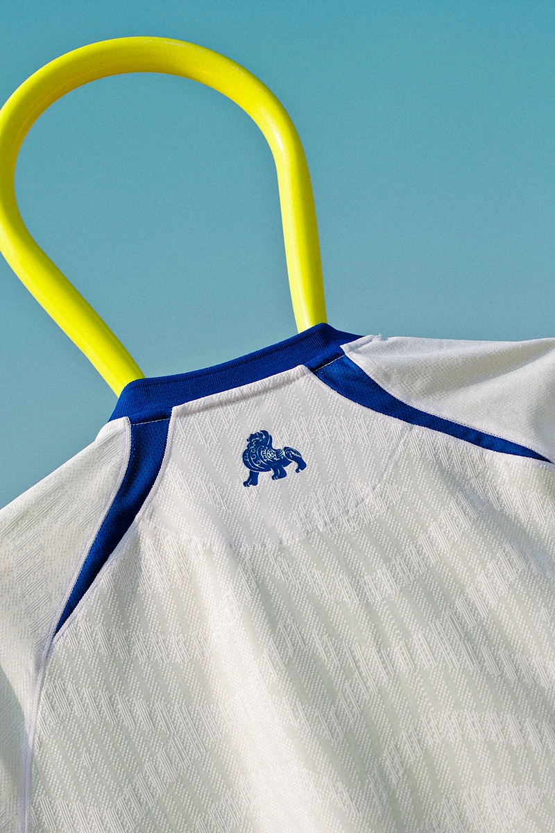 南京城市 2026 赛季主客场球衣 © 球衫堂 kitstown