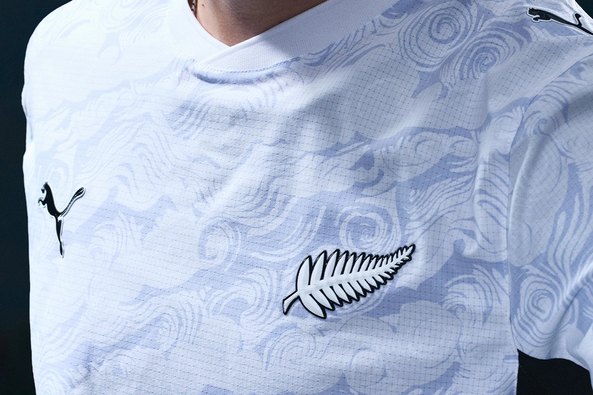 新西兰国家队 2026 世界杯主客场球衣 © 球衫堂 kitstown