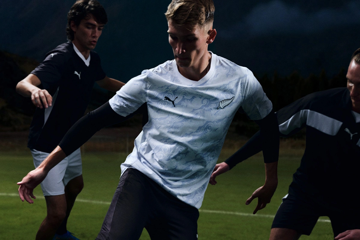 新西兰国家队 2026 世界杯主客场球衣 © 球衫堂 kitstown