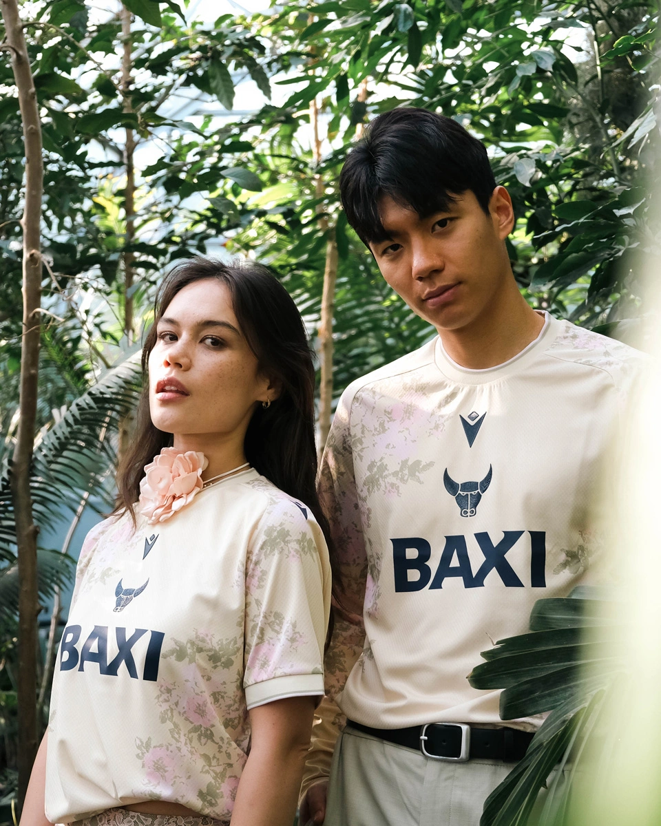 Macron × 牛津联 × 阿什莫利恩博物馆联名球衣 © 球衫堂 kitstown Macron × 牛津联 × 阿什莫利恩博物馆联名球衣 © 球衫堂 kitstown