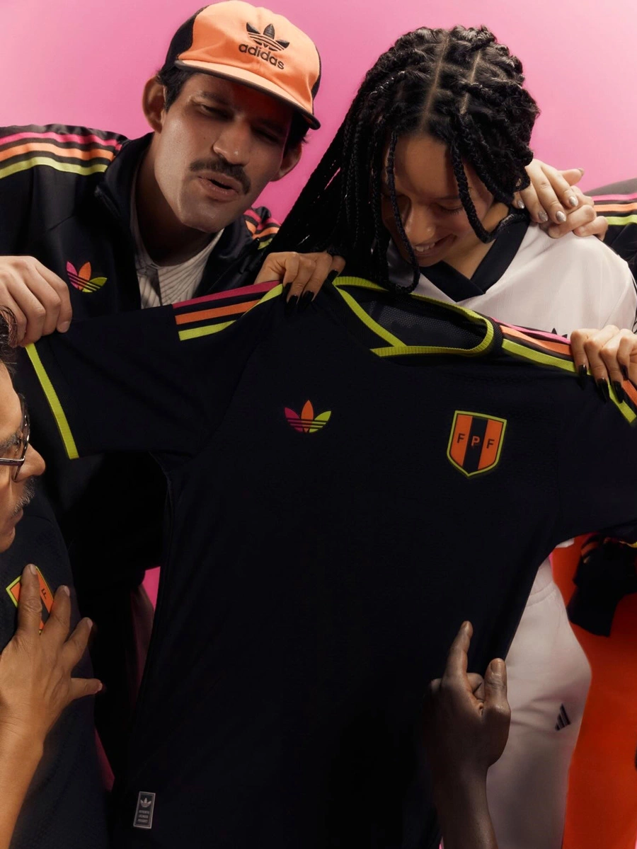 秘鲁国家队 2026-27 赛季客场球衣 © 球衫堂 kitstown