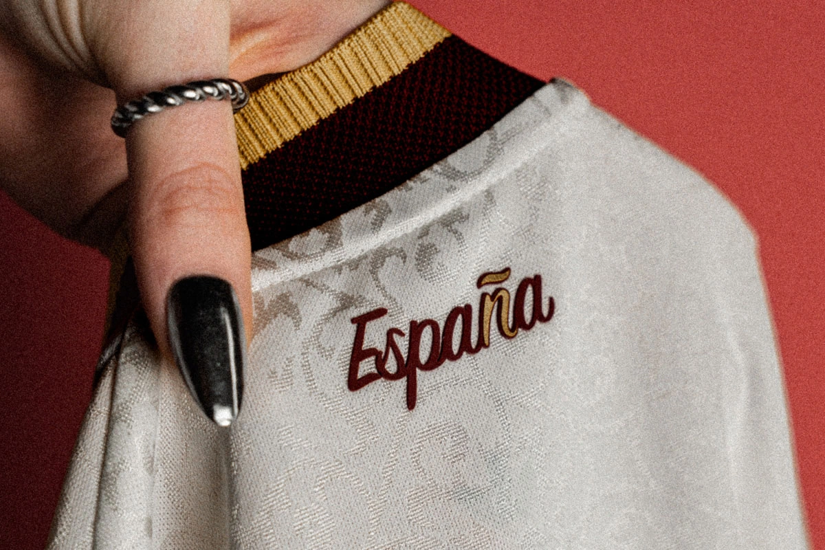 西班牙国家队 2026 世界杯客场球衣 © 球衫堂 kitstown 西班牙国家队 2026 世界杯客场球衣 © 球衫堂 kitstown