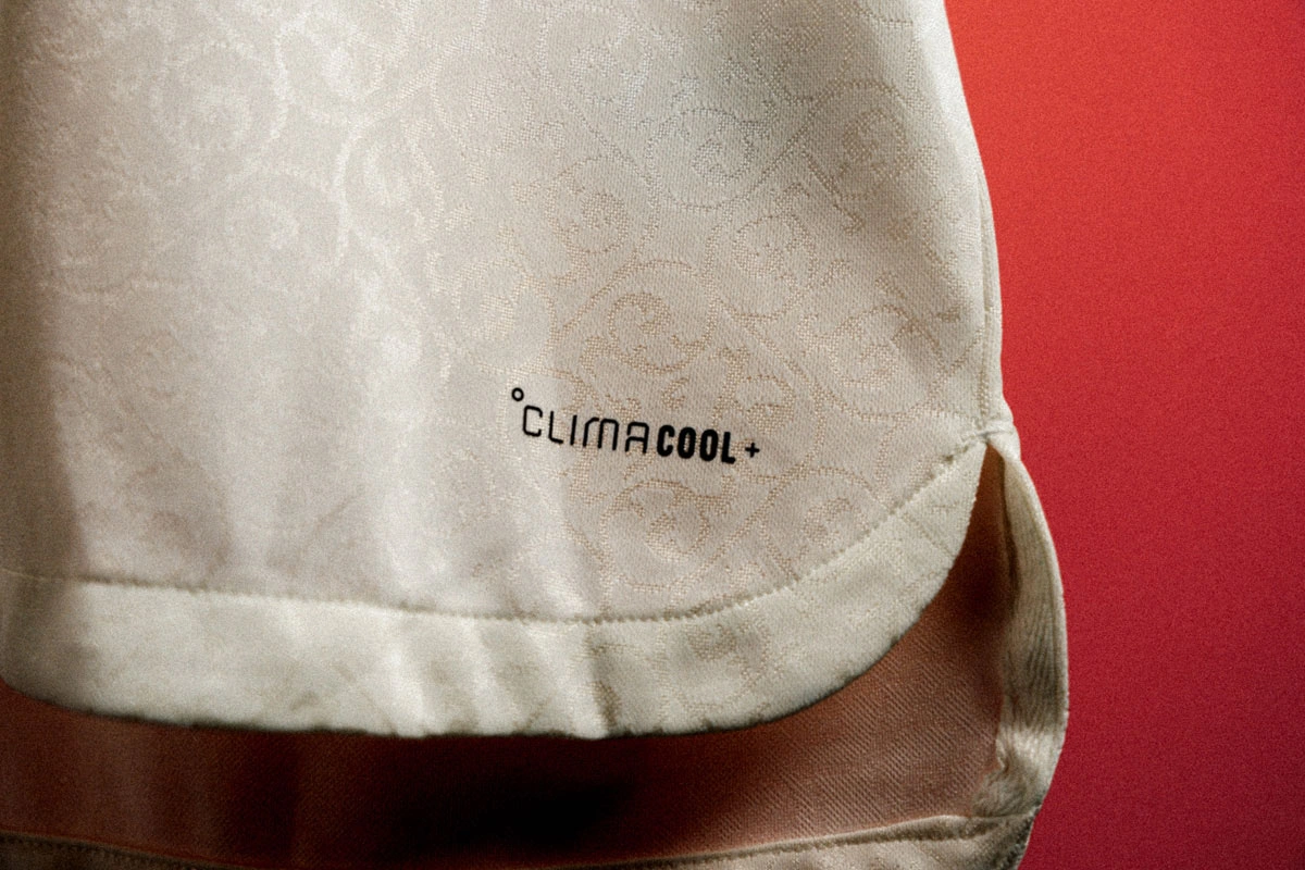 西班牙国家队 2026 世界杯客场球衣 © 球衫堂 kitstown 西班牙国家队 2026 世界杯客场球衣 © 球衫堂 kitstown