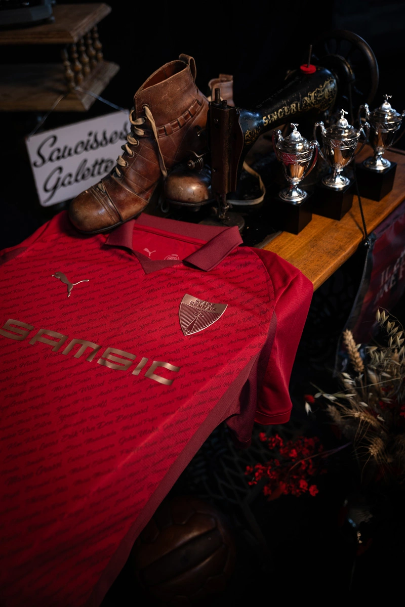 雷恩俱乐部 125 周年纪念球衣 © 球衫堂 kitstown