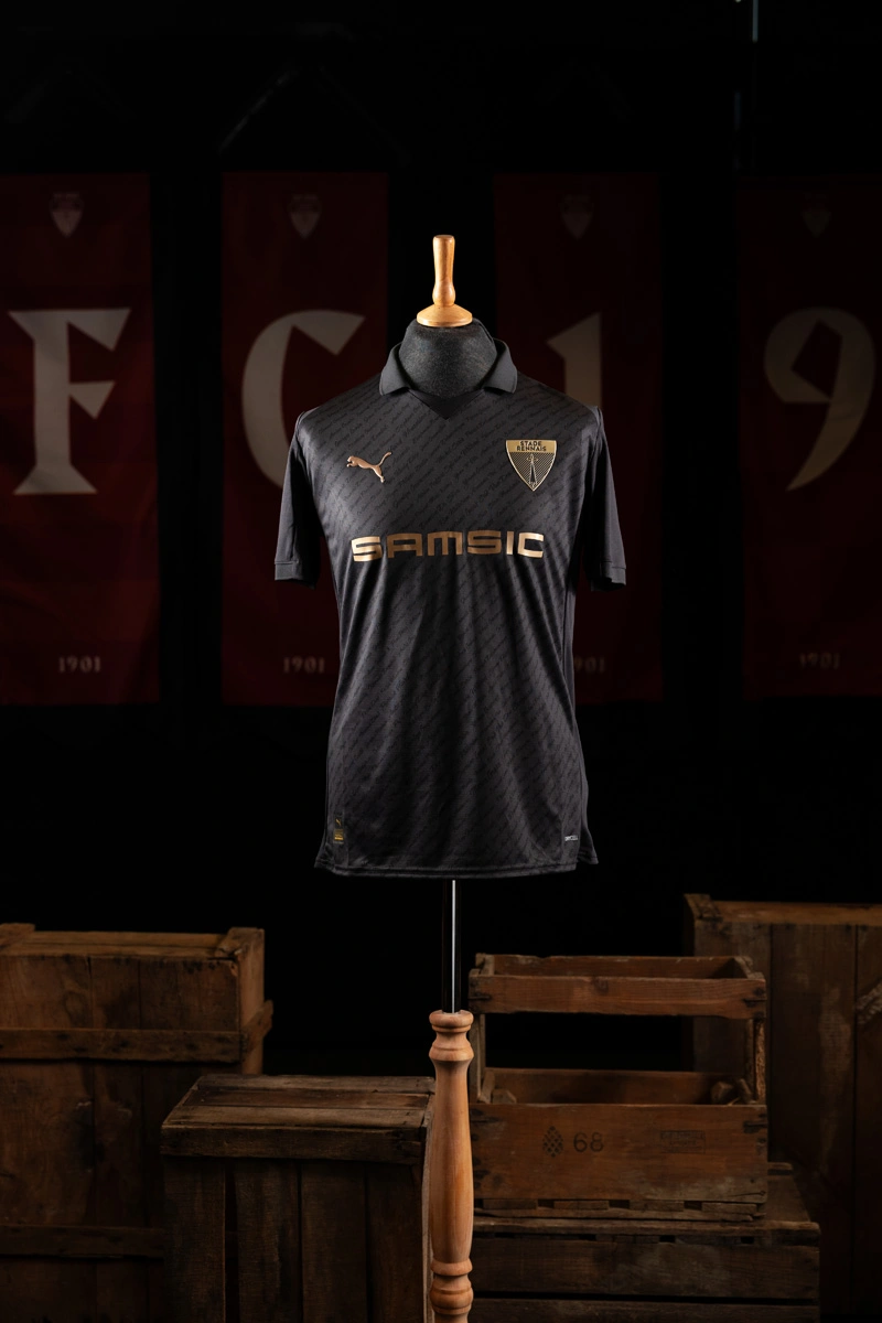 雷恩俱乐部 125 周年纪念球衣 © 球衫堂 kitstown