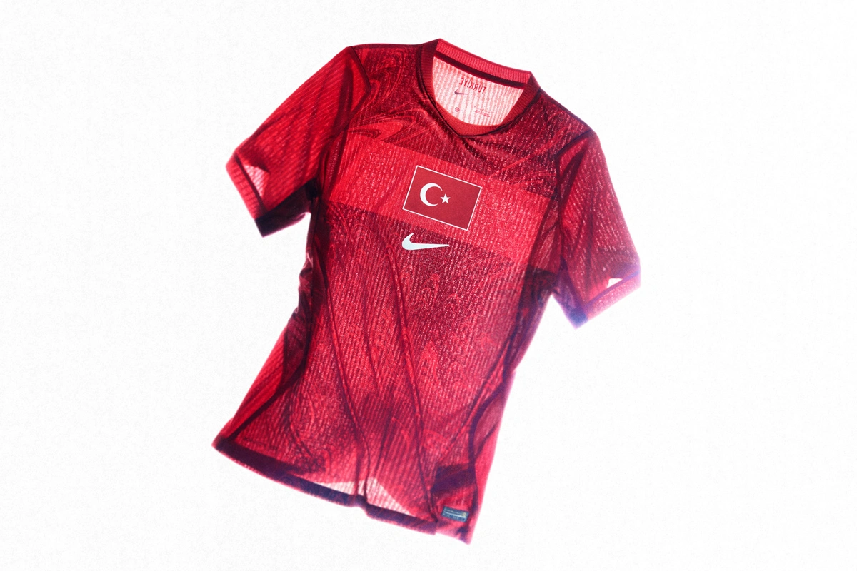 土耳其国家队 2026-27 赛季主客场球衣 © 球衫堂 kitstown