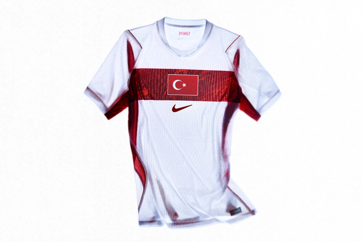 土耳其国家队 2026-27 赛季主客场球衣 © 球衫堂 kitstown