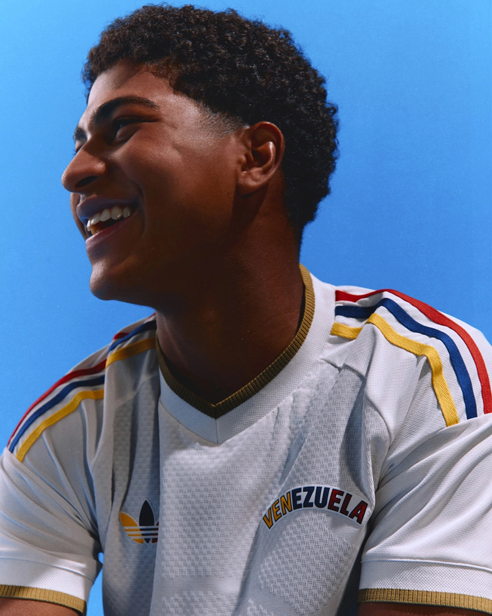 委内瑞拉国家队 2026-27 赛季客场球衣 © 球衫堂 kitstown