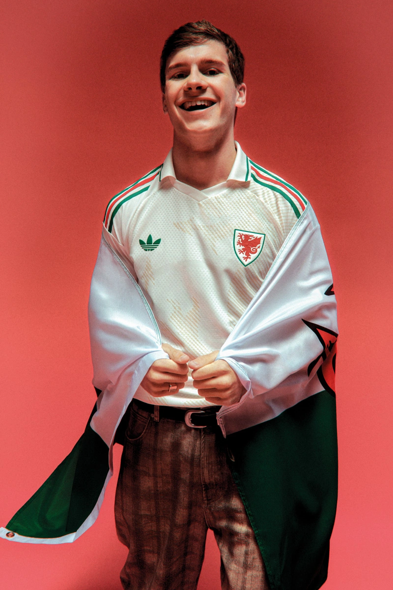 威尔士代表队 2026-27 赛季客场球衣 © 球衫堂 kitstown