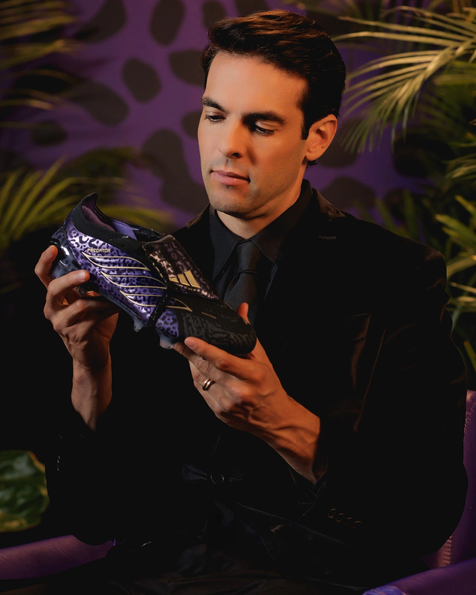 阿迪达斯发布卡卡专属签名款 PREDATOR 战靴 © 球衫堂 kitstown