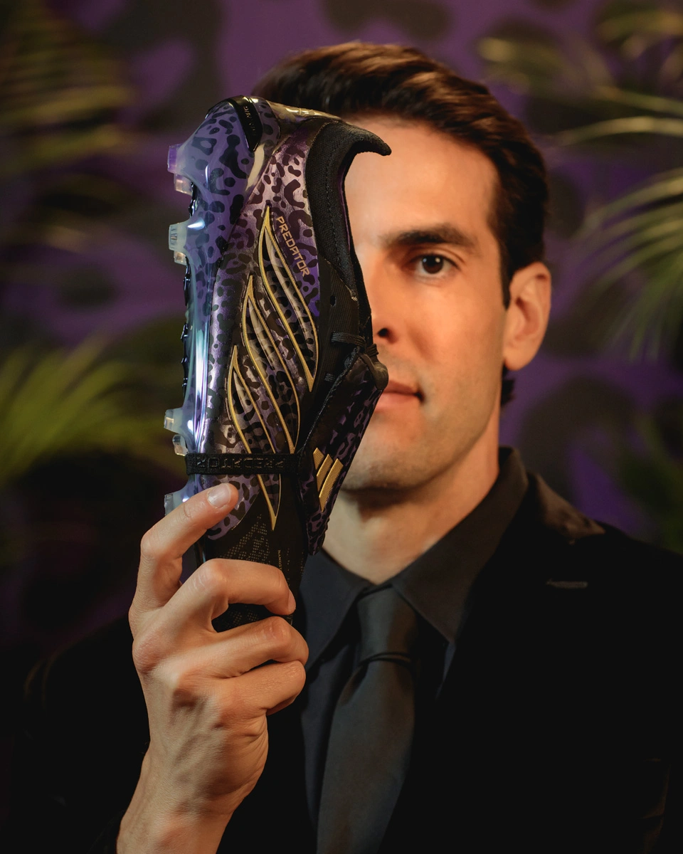 阿迪达斯发布卡卡专属签名款 PREDATOR 战靴 © 球衫堂 kitstown