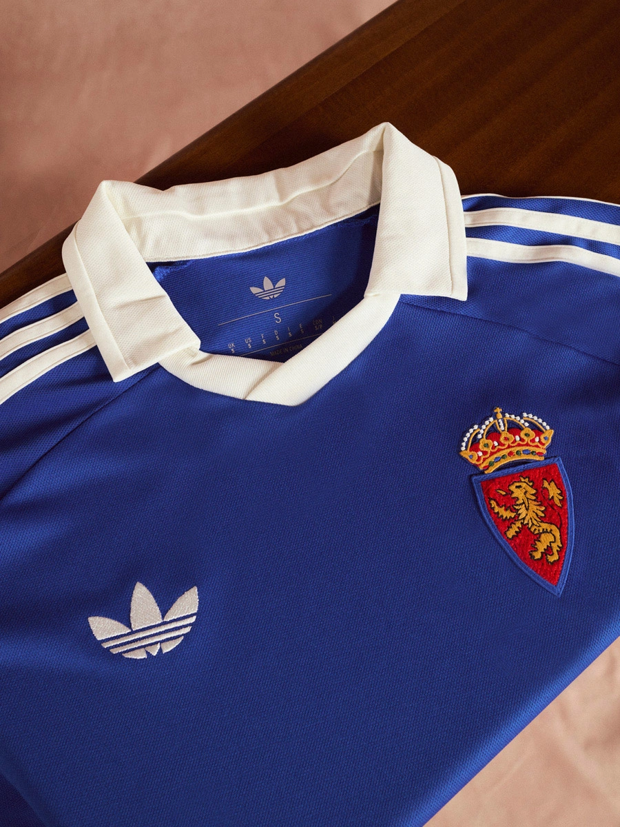 adidas × 西甲联赛 2025-26 赛季“复古比赛日”球衣 © 球衫堂 kitstown adidas × 西甲联赛 2025-26 赛季“复古比赛日”球衣 © 球衫堂 kitstown