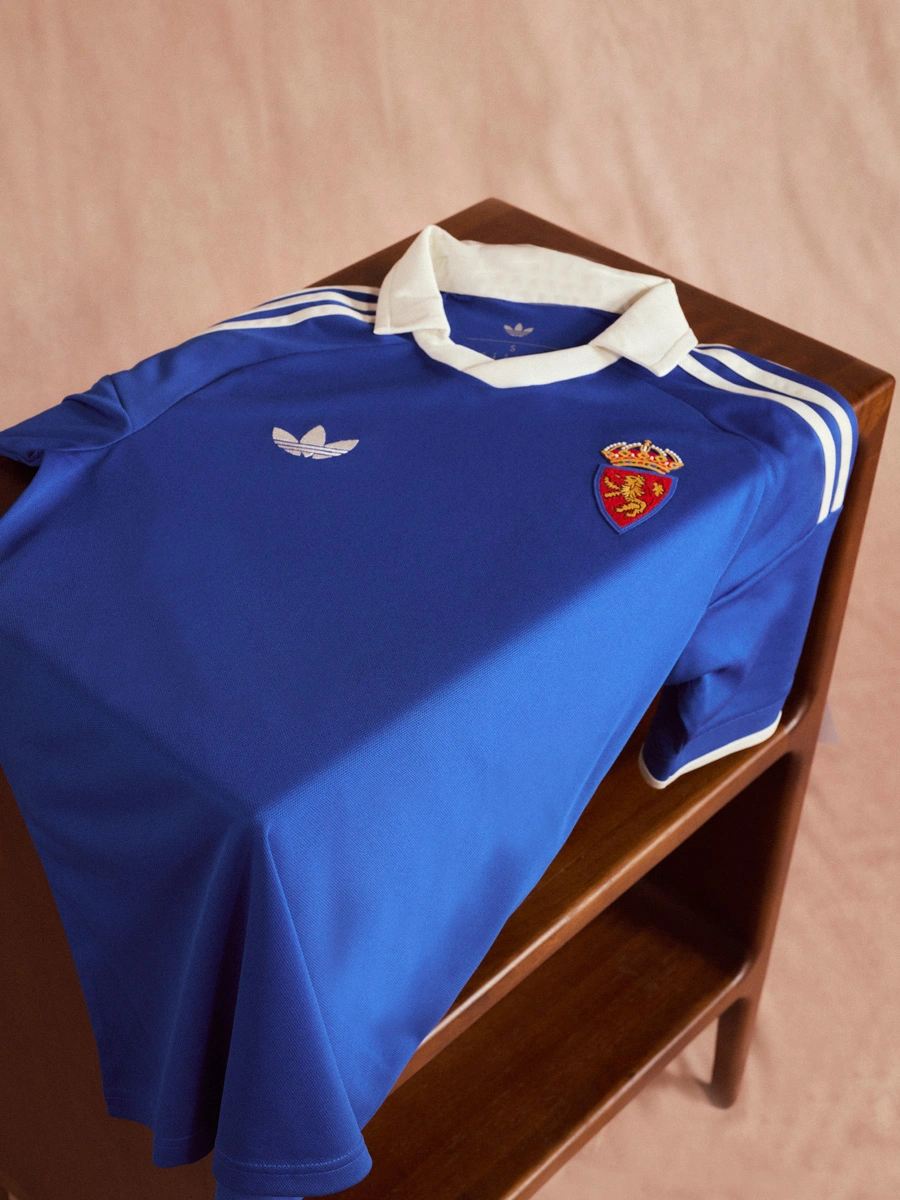 adidas × 西甲联赛 2025-26 赛季“复古比赛日”球衣 © 球衫堂 kitstown adidas × 西甲联赛 2025-26 赛季“复古比赛日”球衣 © 球衫堂 kitstown