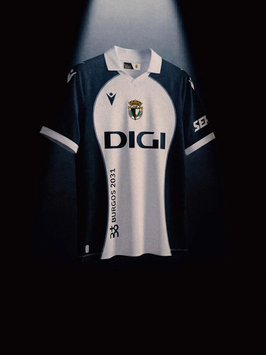 Macron × 西甲联赛 2025-26 赛季“复古比赛日”球衣 © 球衫堂 kitstown Macron × 西甲联赛 2025-26 赛季“复古比赛日”球衣 © 球衫堂 kitstown