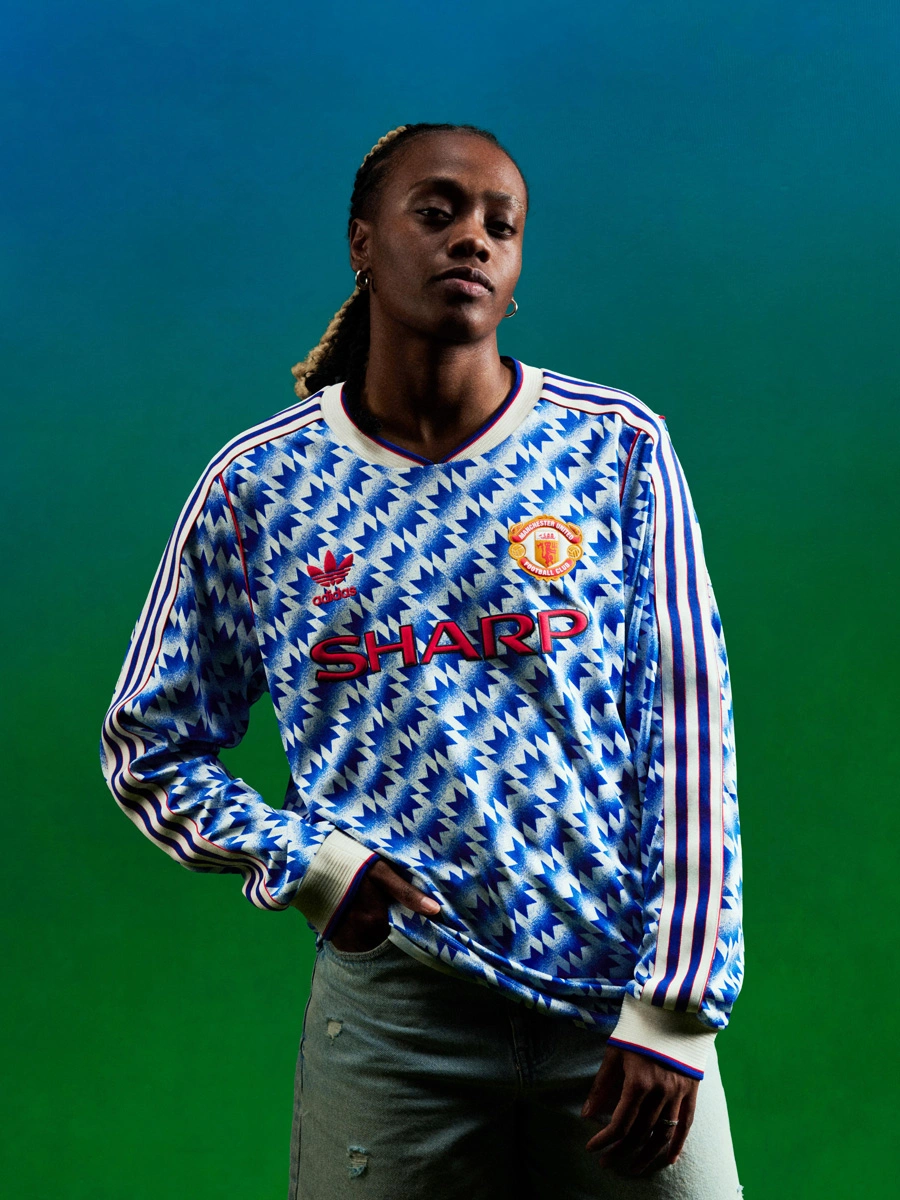 曼彻斯特联 1990-92 赛季复刻版客场球衣 © 球衫堂 kitstown