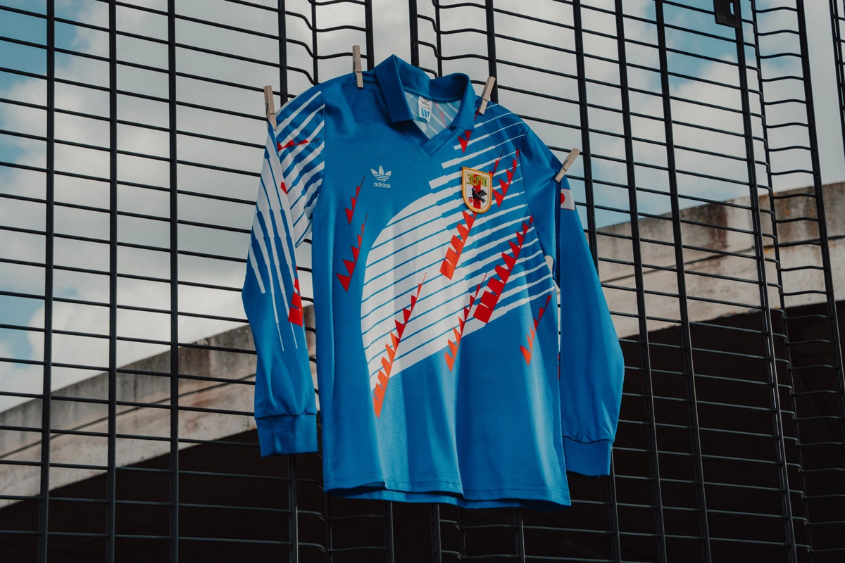 阿迪达斯发布 FIFA 世界杯复刻球衣系列 © 球衫堂 kitstown 阿迪达斯发布 FIFA 世界杯复刻球衣系列 © 球衫堂 kitstown