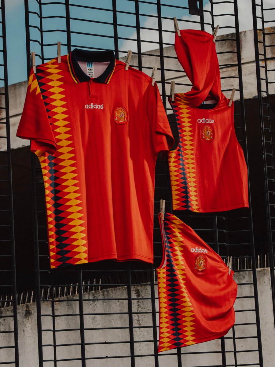 阿迪达斯发布 FIFA 世界杯复刻球衣系列 © 球衫堂 kitstown