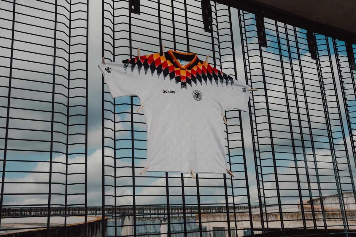 阿迪达斯发布 FIFA 世界杯复刻球衣系列 © 球衫堂 kitstown 阿迪达斯发布 FIFA 世界杯复刻球衣系列 © 球衫堂 kitstown