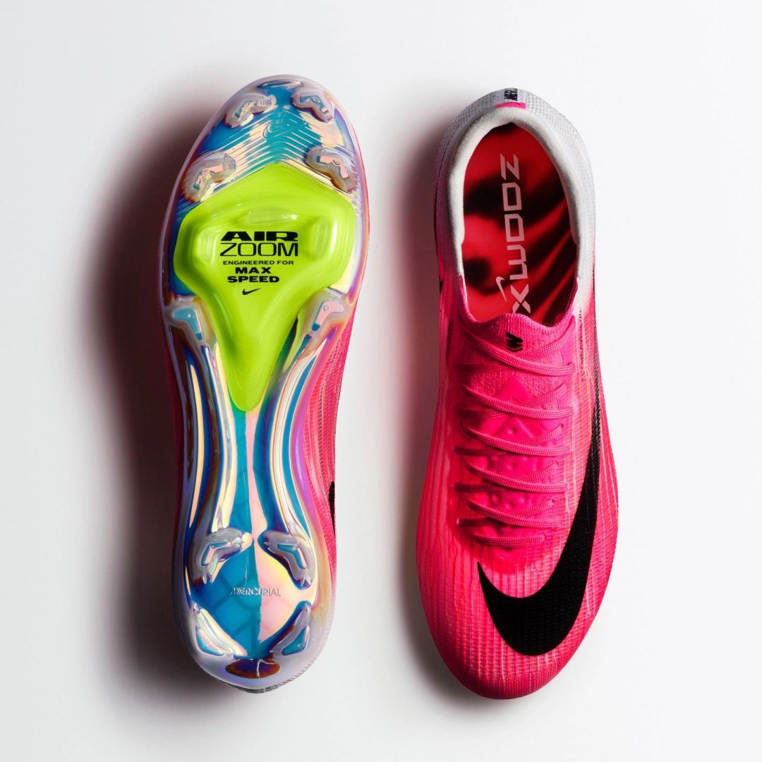 耐克推出全新刺客 Vapor 与 Superfly 足球鞋 © 球衫堂 kitstown 耐克推出全新刺客 Vapor 与 Superfly 足球鞋 © 球衫堂 kitstown