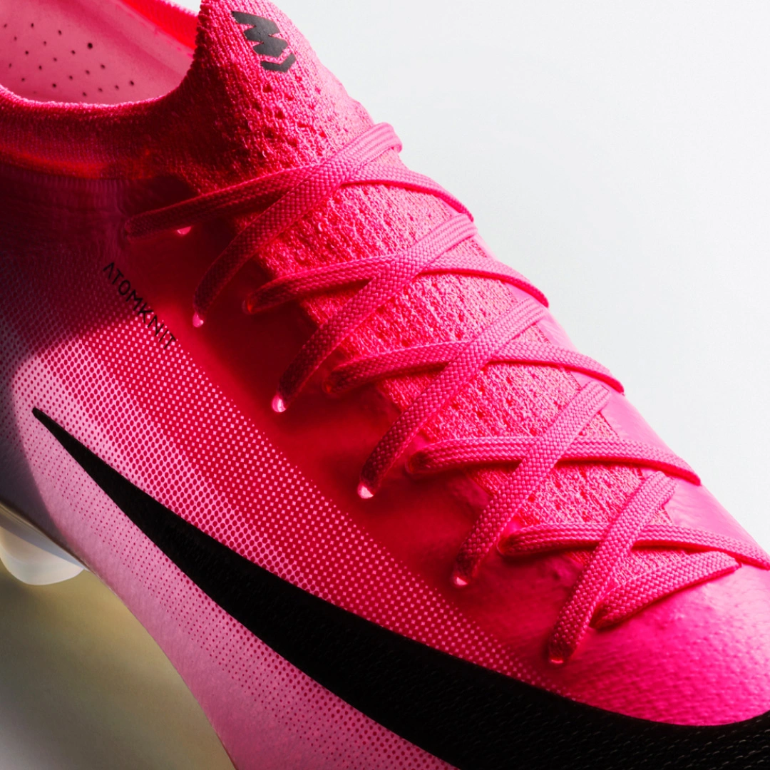 耐克推出全新刺客 Vapor 与 Superfly 足球鞋 © 球衫堂 kitstown 耐克推出全新刺客 Vapor 与 Superfly 足球鞋 © 球衫堂 kitstown