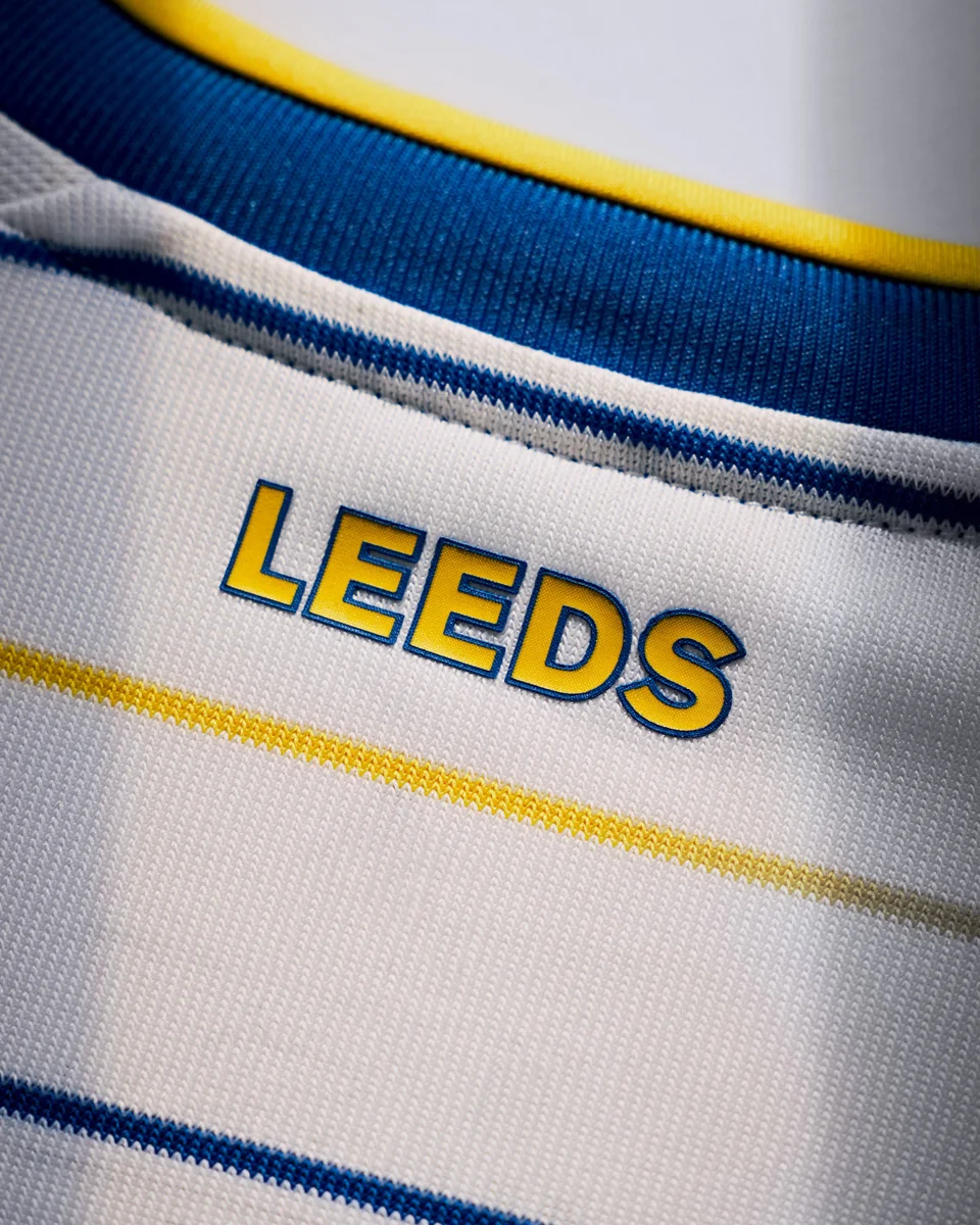 利兹联 2026-27 赛季主场球衣 © 球衫堂 kitstown